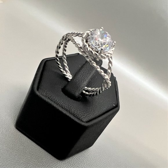 Absolute Size 10 Sterling Silver Cubic Zirconia 120-Facet Round Rope Ring NWT - Picture 9 of 10